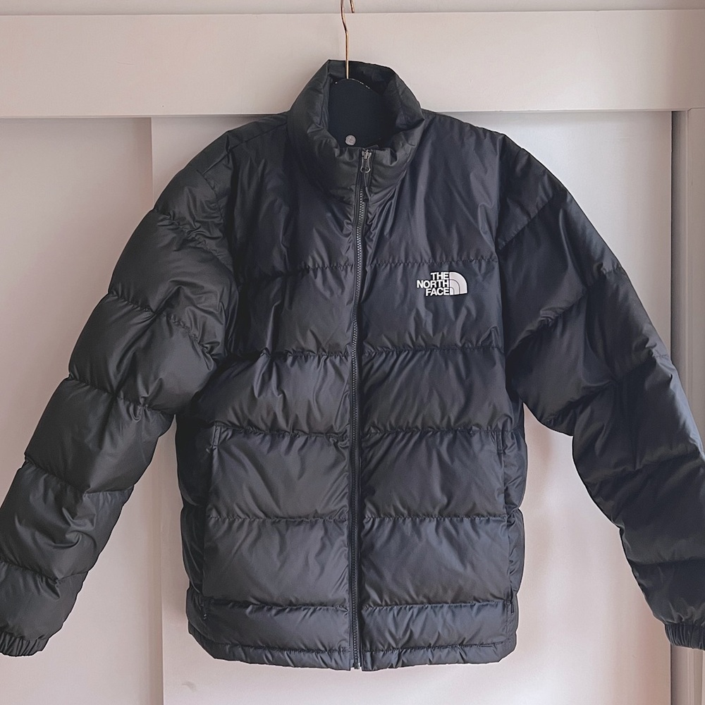 The North Face classic puffer - like new